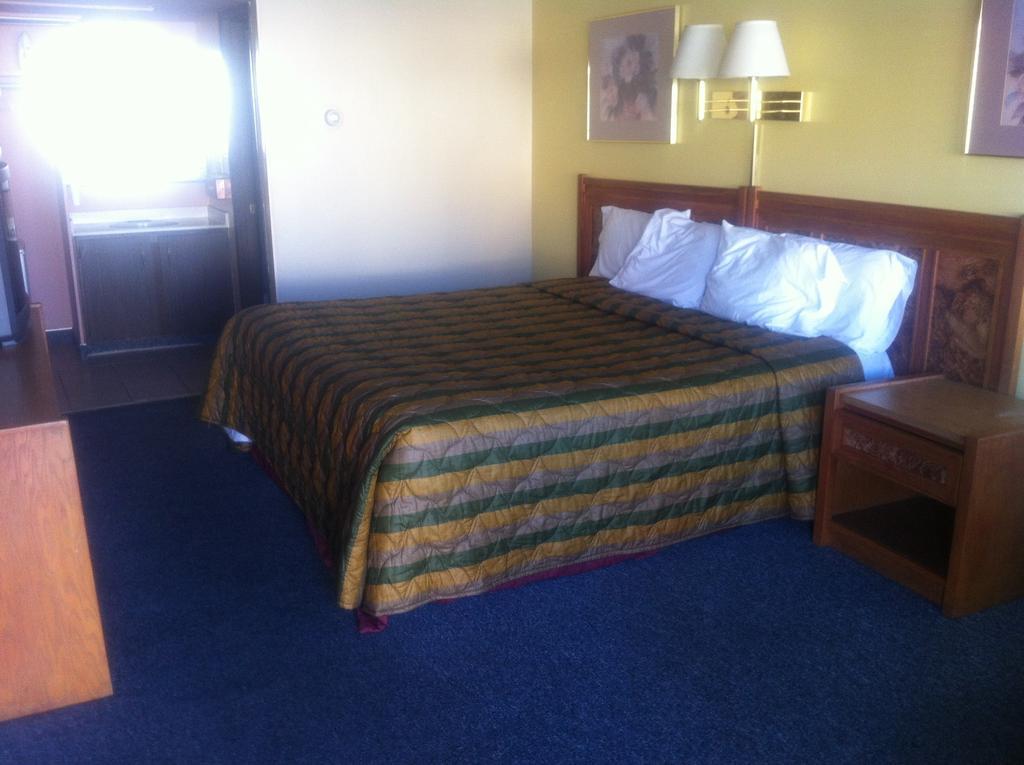 Galaxie Motel Brigham City Oda fotoğraf