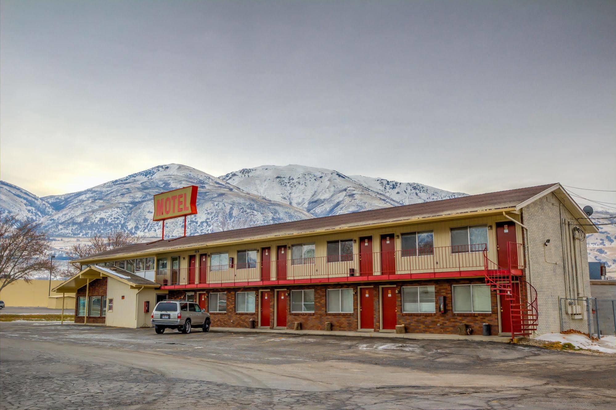 Galaxie Motel Brigham City Dış mekan fotoğraf